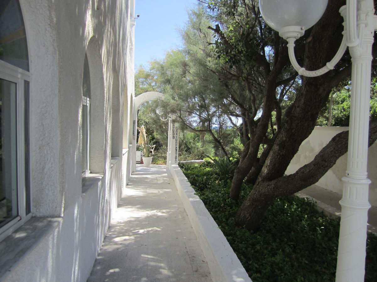 Hotel Caraibisiaco Sul Mare San Pietro in Bevagna Dış mekan fotoğraf